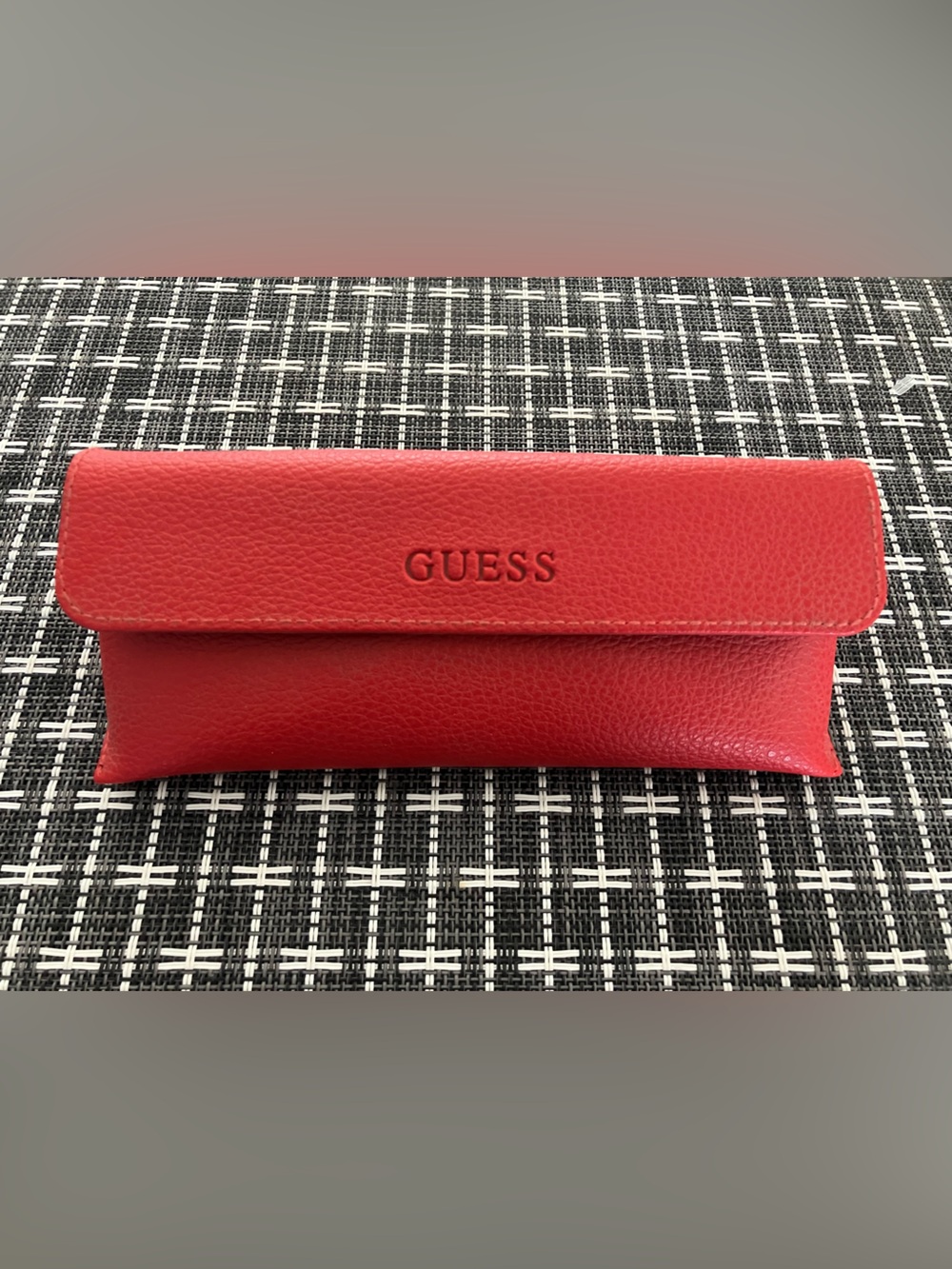 GUESS Red Pebbled Leather Sunglasses Sleeve